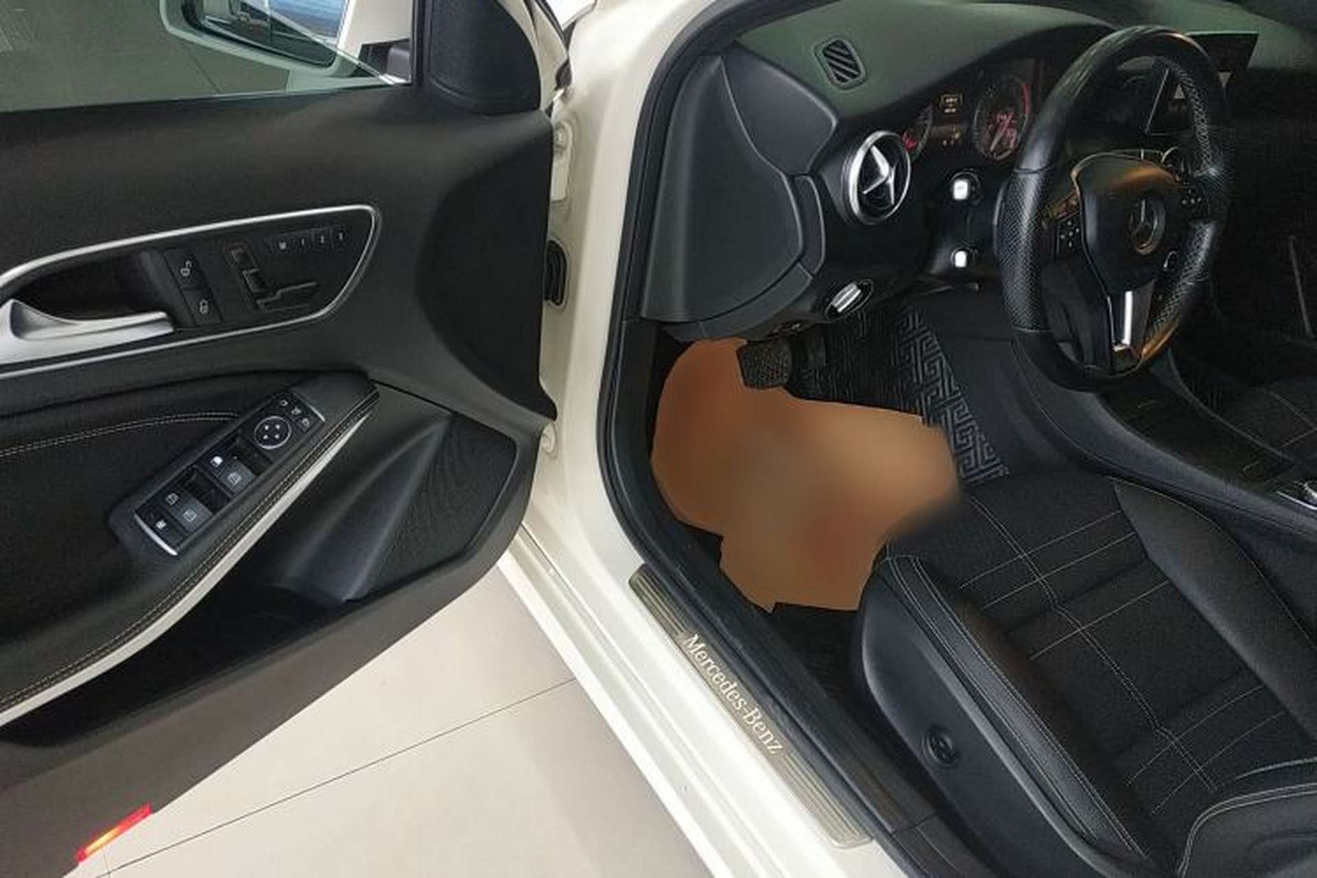 Used Mercedes-Benz A-Class 2015 A 200 Fashion Model Driver Seat