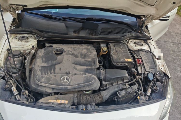 Used Mercedes-Benz A-Class 2015 A 180 Engine Bay