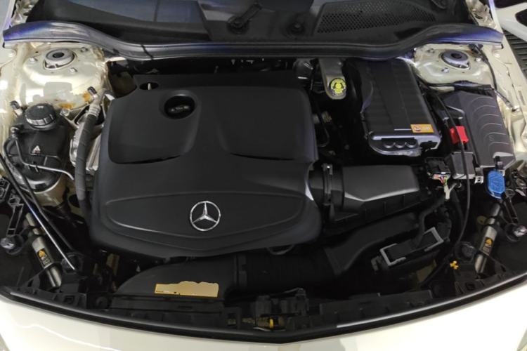 Used Mercedes-Benz A-Class 2015 A 180 Engine Bay
