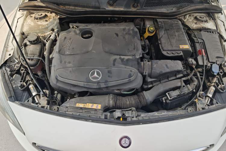 Used Mercedes-Benz A-Class 2015 A 180 Engine Bay