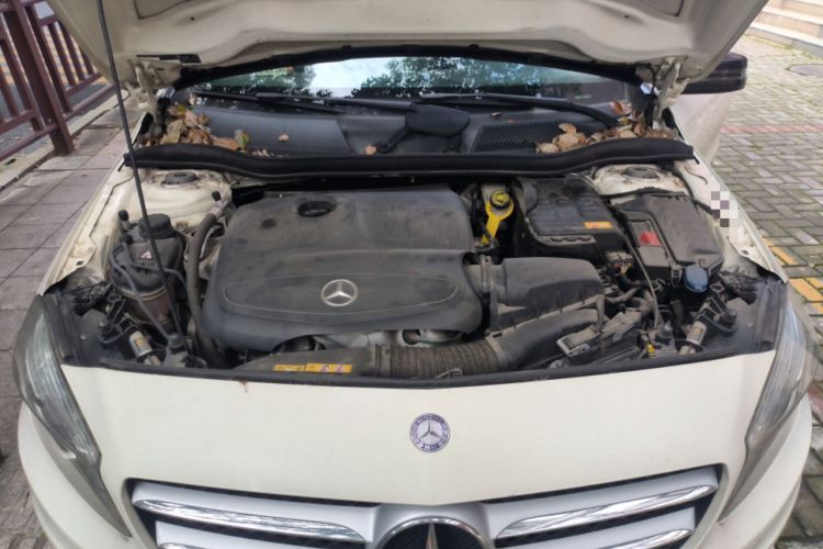 Used Mercedes-Benz A-Class 2015 A 200 Sport Edition Engine Bay