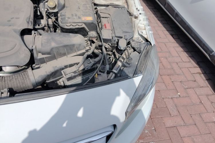 Used Mercedes-Benz A-Class 2015 A 200 Fashion Model Engine Bay Left