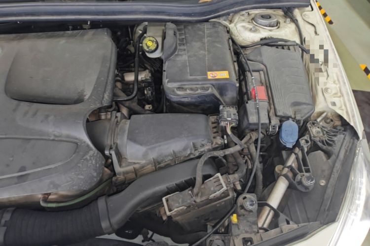 Used Mercedes-Benz A-Class 2015 A 200 Fashion Model Engine Bay Left