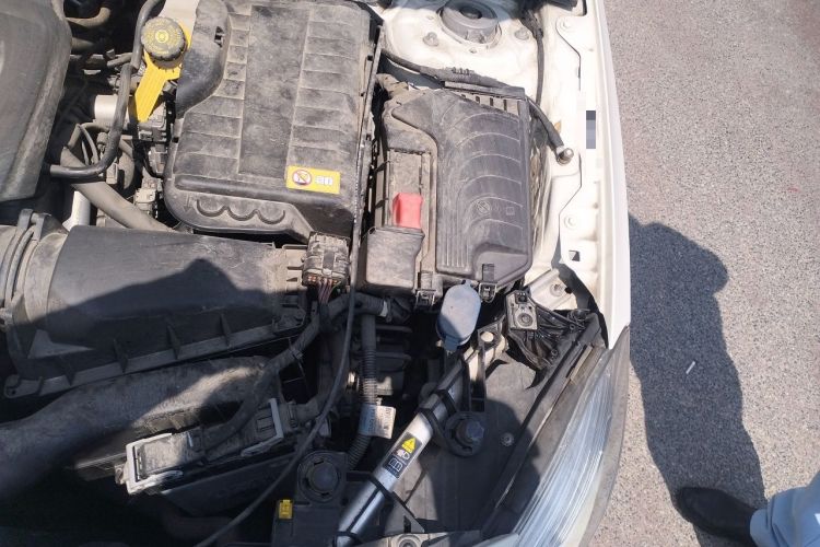 Used Mercedes-Benz A-Class 2015 A 200 Sport Edition Engine Bay Left