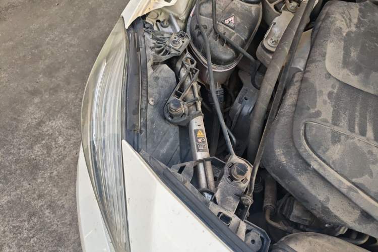 Used Mercedes-Benz A-Class 2015 A 180 Engine Bay Right