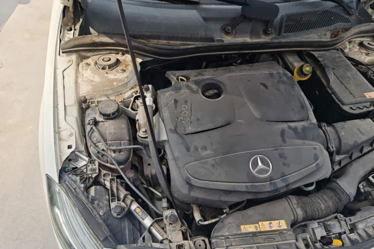 Used Mercedes-Benz A-Class 2015 A 180 Engine Bay Right