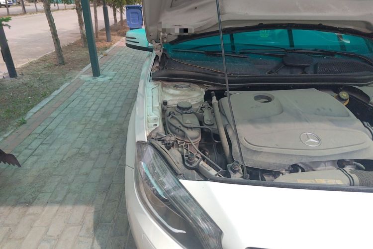 Used Mercedes-Benz A-Class 2015 A 180 Engine Bay Right