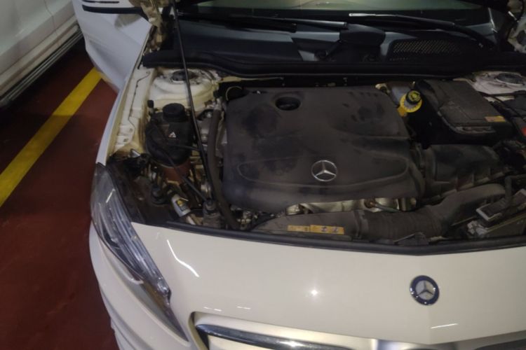 Used Mercedes-Benz A-Class 2015 A 200 Sport Edition Engine Bay Right