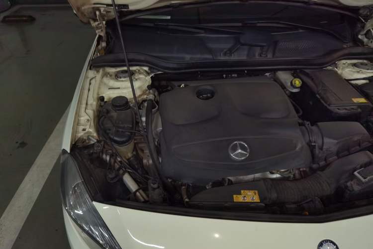 Used Mercedes-Benz A-Class 2015 A 180 Standard Model Engine Bay Right