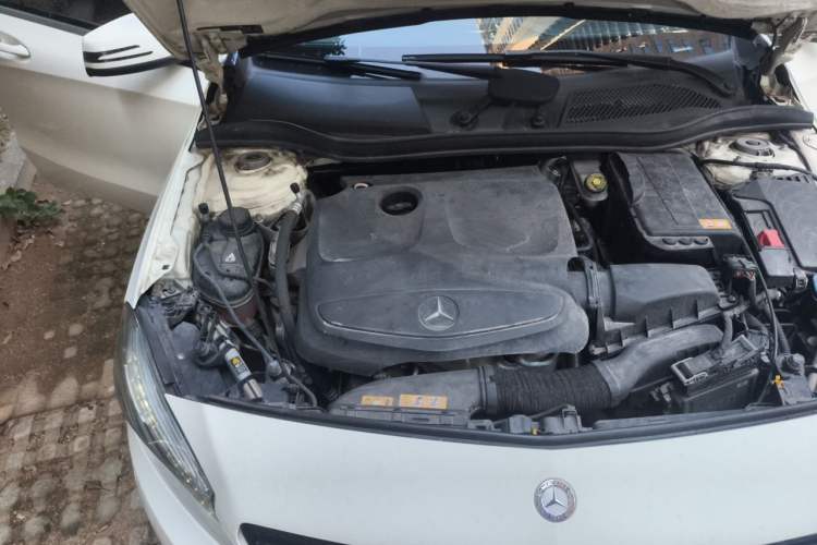 Used Mercedes-Benz A-Class 2015 A 180 Engine Bay Right