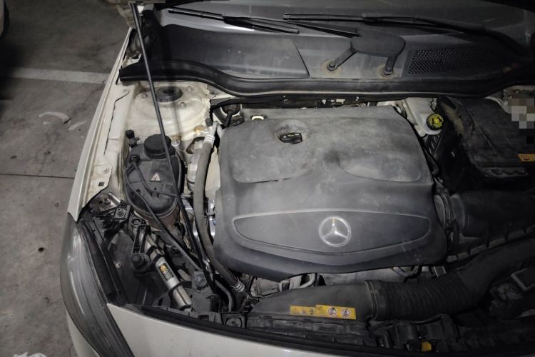 Used Mercedes-Benz A-Class 2015 A 200 Sport Edition Engine Bay Right
