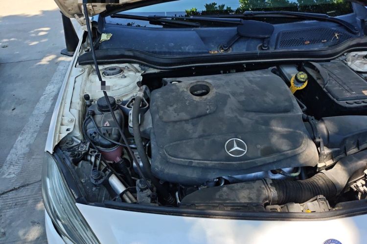 Used Mercedes-Benz A-Class 2015 A 180 Engine Bay Right
