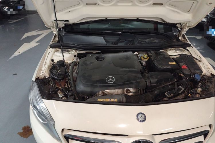 Used Mercedes-Benz A-Class 2015 A 180 Engine Bay Right
