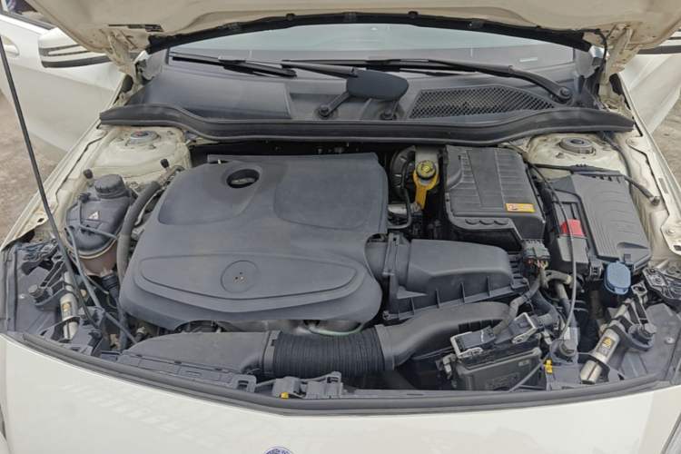 Used Mercedes-Benz A-Class 2015 A 180 Engine Bay