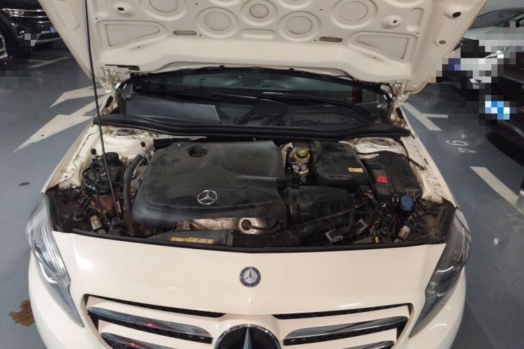 Used Mercedes-Benz A-Class 2015 A 180 Engine Bay