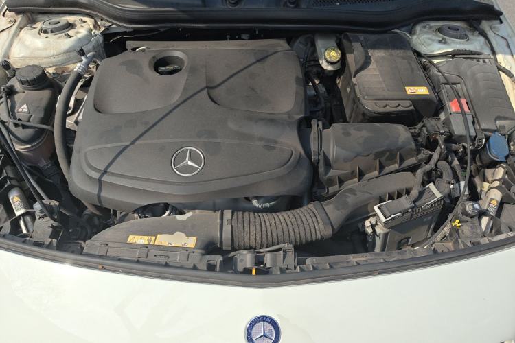 Used Mercedes-Benz A-Class 2015 A 200 Fashion Model Engine Bay