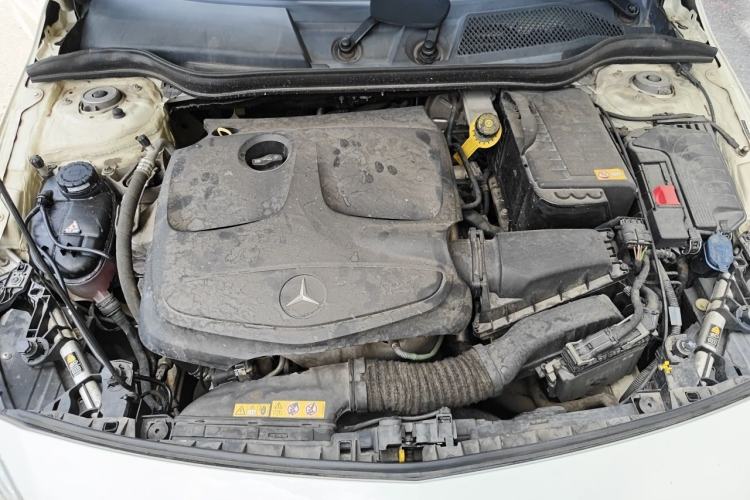 Used Mercedes-Benz A-Class 2015 A 200 Fashion Model Engine Bay