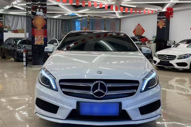 Used Mercedes-Benz A-Class 2015 A 200 Sport Edition Exterior 1