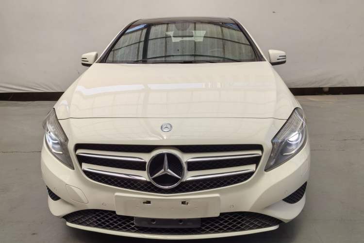 Used Mercedes-Benz A-Class 2015 A 180 Exterior 3