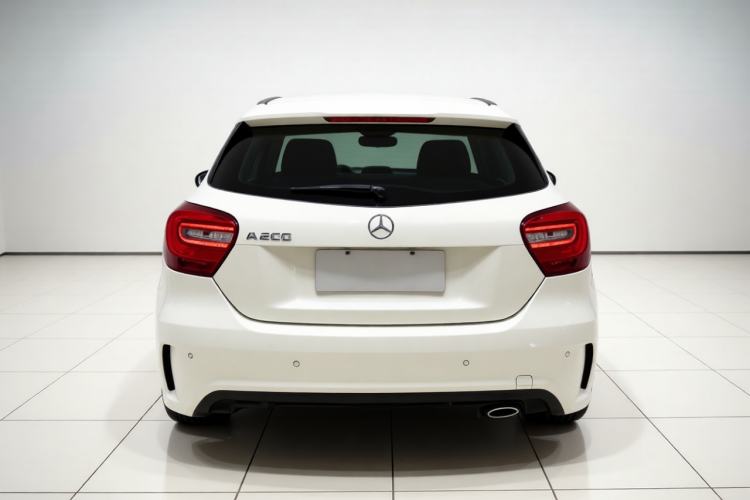 Used Mercedes-Benz A-Class 2015 A 200 Sport Edition Exterior 4