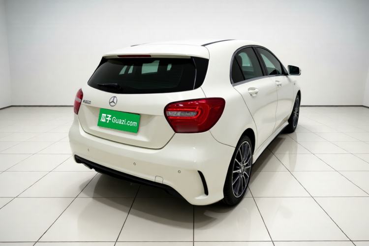 Used Mercedes-Benz A-Class 2015 A 200 Sport Edition Exterior 5