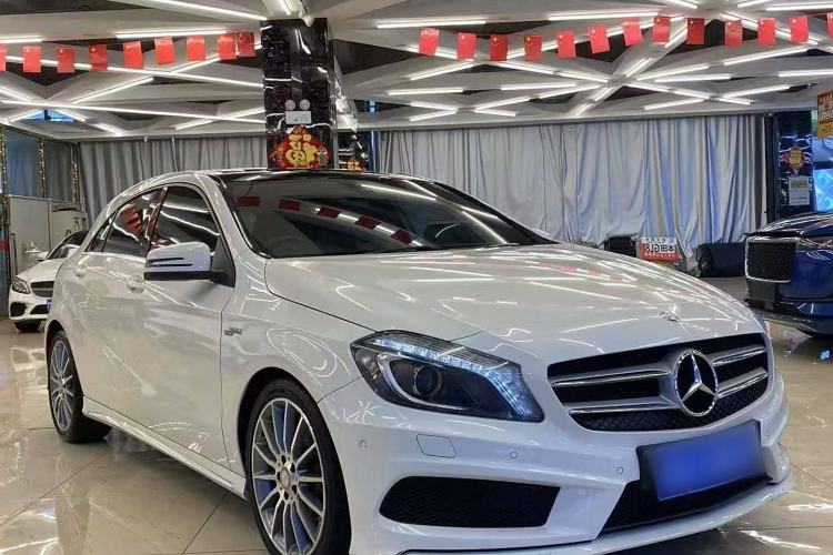 Used Mercedes-Benz A-Class 2015 A 200 Sport Edition Exterior 5