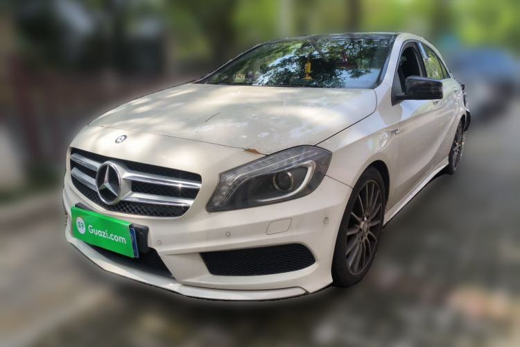 Used Mercedes-Benz A-Class 2015 A 200 Sport Edition Front Left 45 Deg