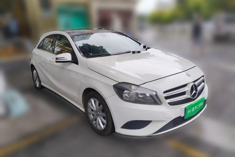 Used Mercedes-Benz A-Class 2015 A 180 Standard Model Front Right 45 Deg