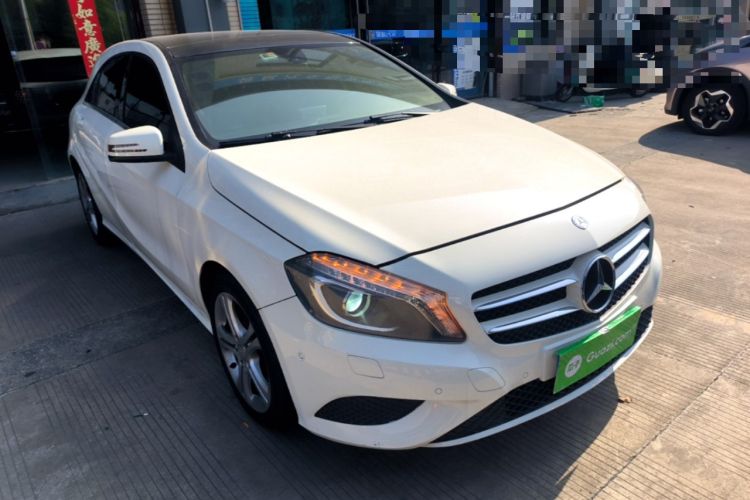 Used Mercedes-Benz A-Class 2015 A 180 Front Right 45 Deg