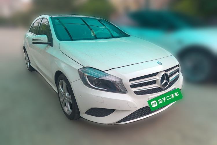 Used Mercedes-Benz A-Class 2015 A 180 Front Right 45 Deg