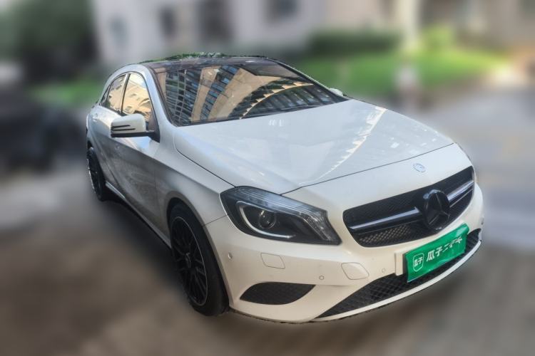 Used Mercedes-Benz A-Class 2015 A 180 Front Right 45 Deg