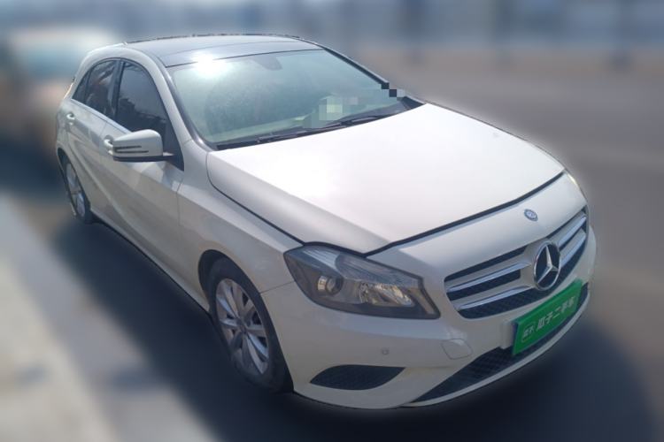 Used Mercedes-Benz A-Class 2015 A 180 Standard Model Front Right 45 Deg