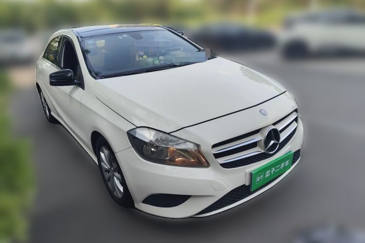Used Mercedes-Benz A-Class 2015 A 180 Standard Model Front Right 45 Deg