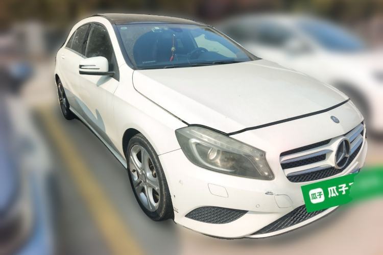 Used Mercedes-Benz A-Class 2015 A 180 Front Right 45 Deg