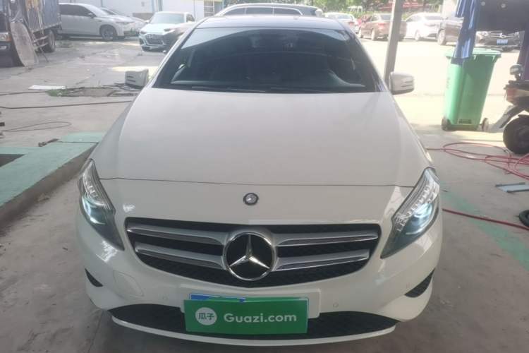 Used Mercedes-Benz A-Class 2015 A 200 Fashion Model Front