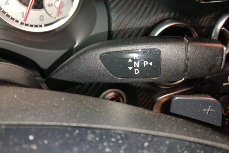 Used Mercedes-Benz A-Class 2015 A 200 Sport Edition Gear Lever