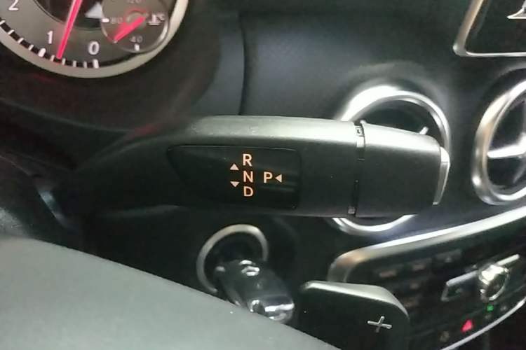 Used Mercedes-Benz A-Class 2015 A 200 Fashion Model Gear Lever
