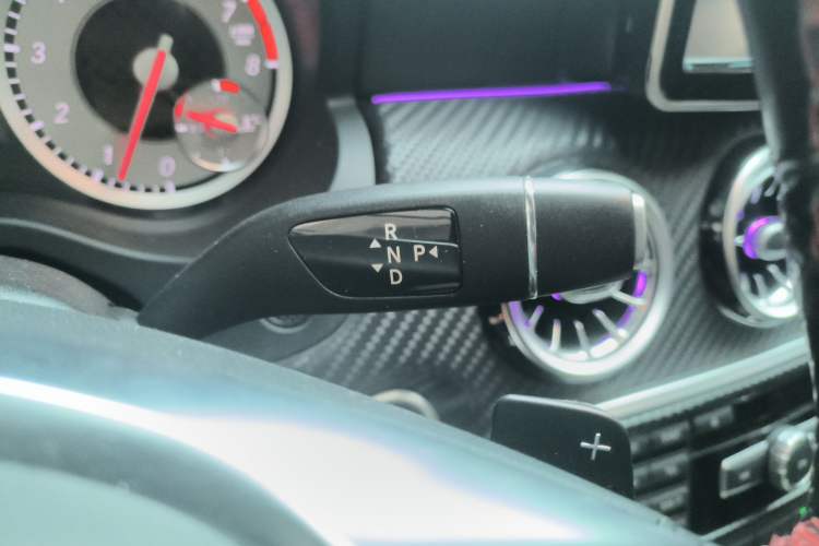 Used Mercedes-Benz A-Class 2015 A 200 Sport Edition Gear Lever
