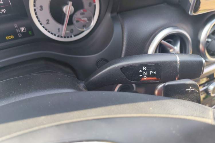 Used Mercedes-Benz A-Class 2015 A 200 Fashion Model Gear Lever