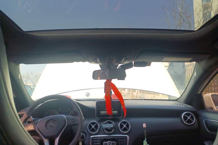 Used Mercedes-Benz A-Class 2015 A 180 Standard Model Headliner