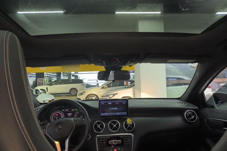 Used Mercedes-Benz A-Class 2015 A 180 Headliner