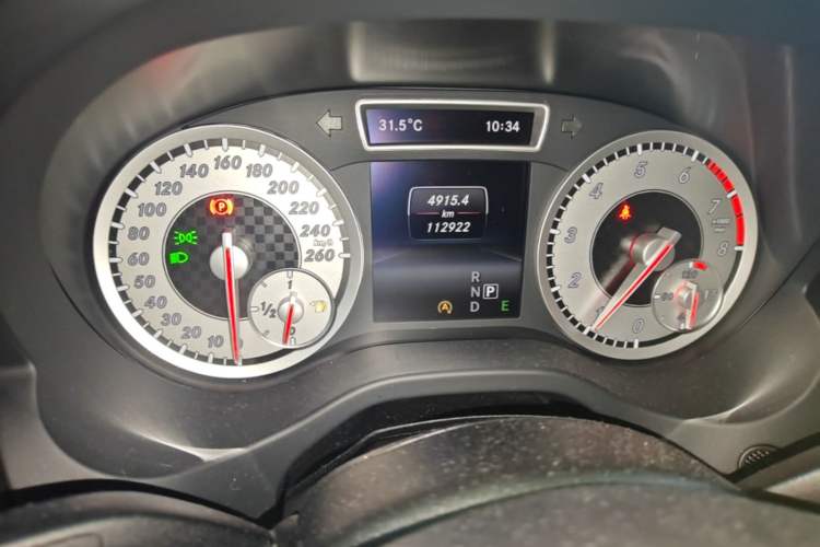 Used Mercedes-Benz A-Class 2015 A 200 Fashion Model Instrument Cluster
