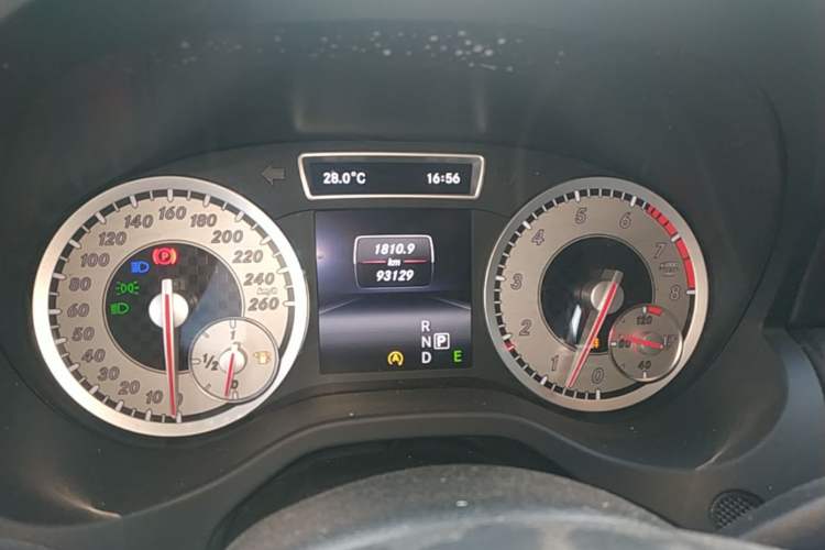 Used Mercedes-Benz A-Class 2015 A 200 Fashion Model Instrument Cluster