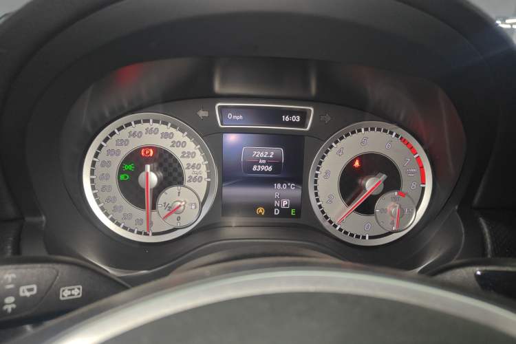 Used Mercedes-Benz A-Class 2015 A 200 Fashion Model Instrument Cluster