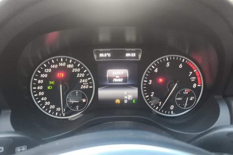 Used Mercedes-Benz A-Class 2015 A 180 Instrument Cluster