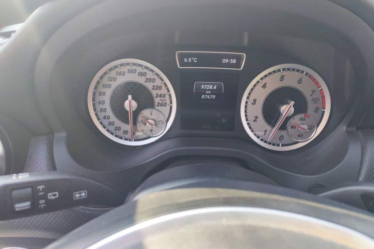Used Mercedes-Benz A-Class 2015 A 200 Fashion Model Instrument Cluster