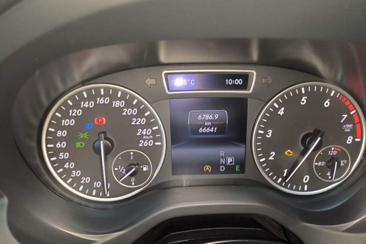 Used Mercedes-Benz A-Class 2015 A 180 Instrument Cluster