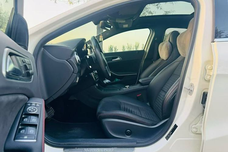 Used Mercedes-Benz A-Class 2015 A 200 Sport Edition Interior 3