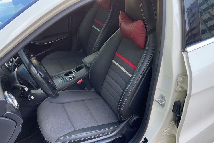 Used Mercedes-Benz A-Class 2015 A 180 Interior 3