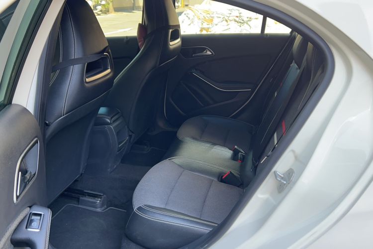 Used Mercedes-Benz A-Class 2015 A 180 Interior 4